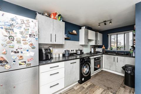3 bedroom semi-detached house for sale, Earl Street, Fitzwilliam, Pontefract