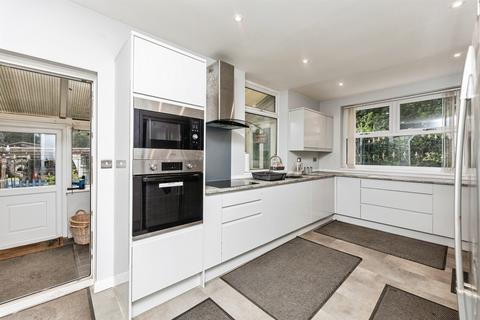 4 bedroom detached house for sale, New Lane, Upton, Pontefract