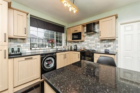 3 bedroom semi-detached house for sale, Brettegate, Hemsworth, Pontefract