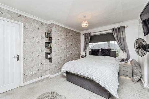 3 bedroom semi-detached house for sale, Brettegate, Hemsworth, Pontefract