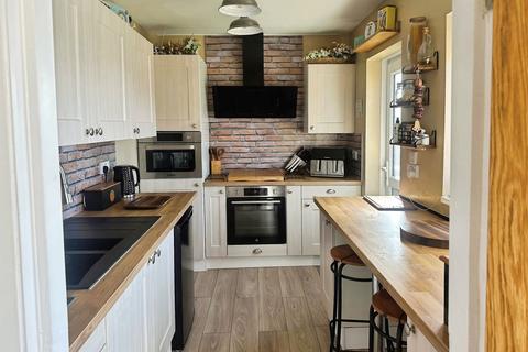 3 bedroom semi-detached house for sale, Larks Hill, Pontefract