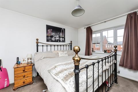 4 bedroom detached house for sale, Warren Court, Featherstone, Pontefract