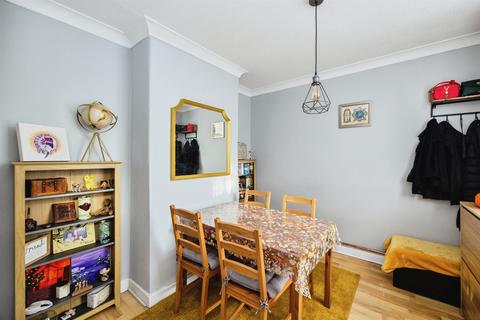 2 bedroom terraced house for sale, St Stephens Road, Portsmouth