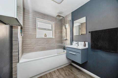 2 bedroom terraced house for sale, St Stephens Road, Portsmouth