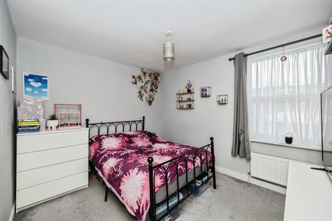 2 bedroom terraced house for sale, St Stephens Road, Portsmouth