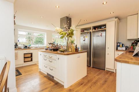 undefined, Conghurst Lane, Hawkhurst