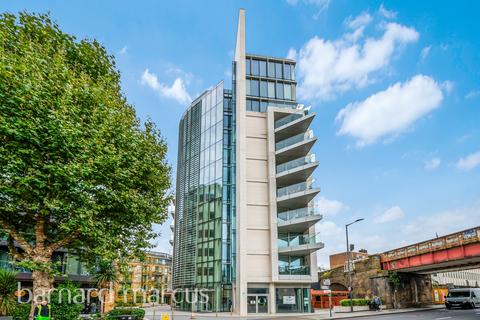1 bedroom flat for sale, Plaza Gardens, London
