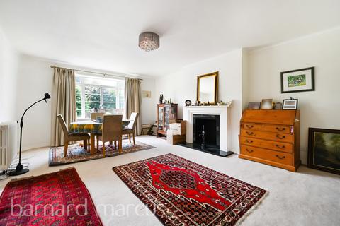 Heath Rise, London