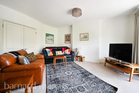 undefined, Heath Rise, London