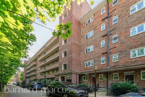 undefined, Horne Way, London