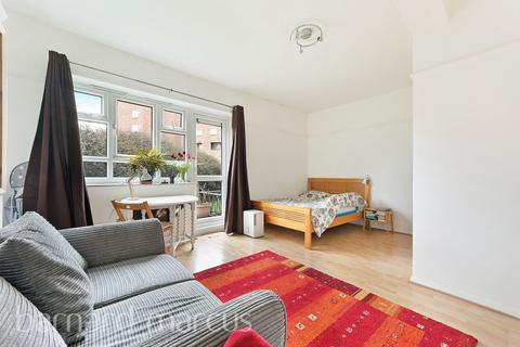 undefined, Horne Way, London