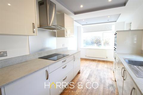 3 bedroom bungalow for sale, South Strand, Fleetwood, Lancashire, FY7