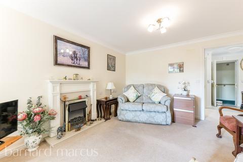 1 bedroom ground floor flat for sale, London Road, Redhill