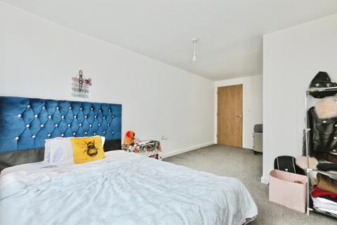 undefined, Carolgate, Retford