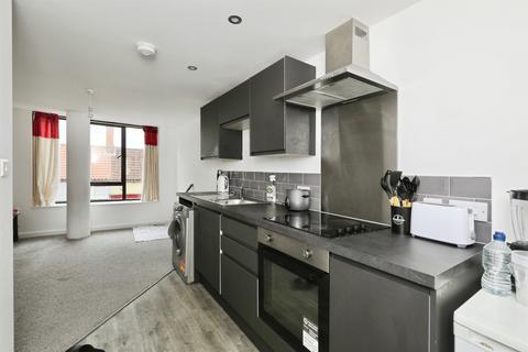 undefined, Carolgate, Retford