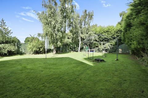 2 bedroom detached bungalow for sale, Portland Place, Sutton, Retford
