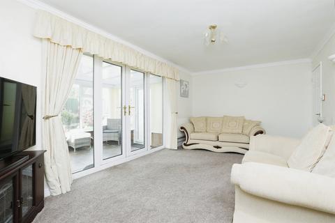 2 bedroom detached bungalow for sale, Portland Place, Sutton, Retford