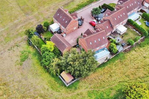 undefined, Ash Close, Dunham-On-Trent, Newark