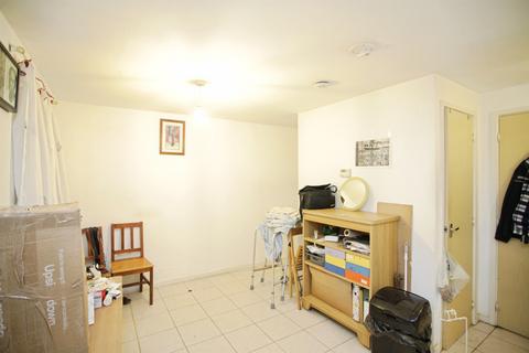 1 bedroom apartment for sale, Follager Road, Rugby