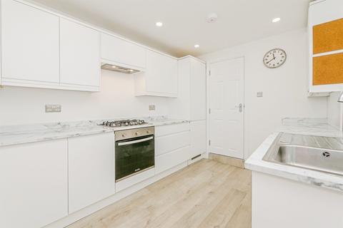 1 bedroom ground floor flat for sale, Bradley Street, Roath, Cardiff
