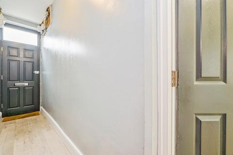 1 bedroom ground floor flat for sale, Bradley Street, Roath, Cardiff