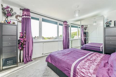 3 bedroom semi-detached house for sale, Lothian Crescent, Penylan, Cardiff