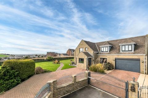5 bedroom detached house for sale, Jonscroft, Queensbury, Bradford, West Yorkshire, BD13