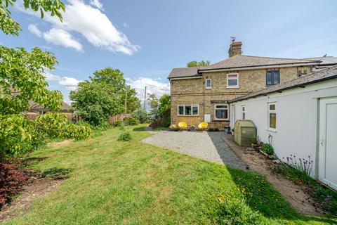 3 bedroom character property for sale, Chase Road, Benwick, March