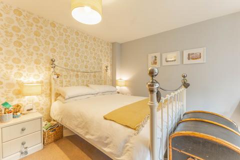 3 bedroom terraced house for sale, 2 College Mews Stramongate, Kendal