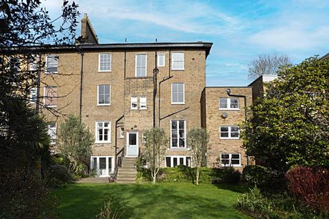 1 bedroom flat for sale, Trinity Rise, Herne Hill, London, SW2