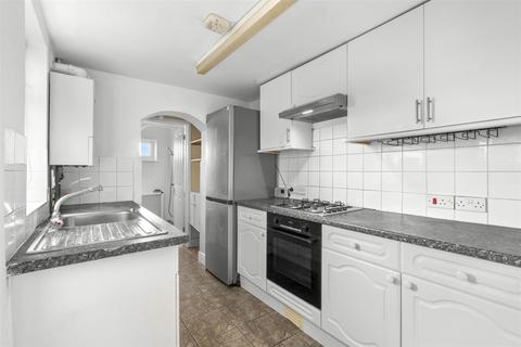 3 bedroom end of terrace house for sale, West End Road, High Wycombe HP11