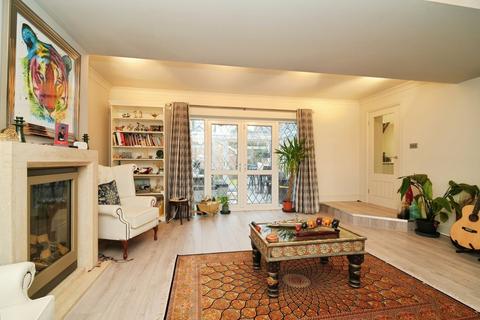 4 bedroom detached house for sale, Moorside Road, Manchester M27