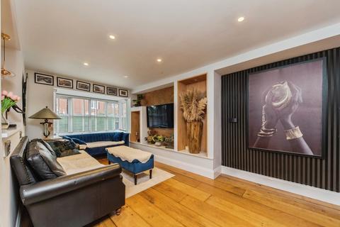 4 bedroom detached house for sale, Ursuline Way, Crewe CW2