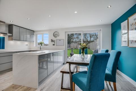 3 bedroom terraced house for sale, Watchouse Road, Galleywood, Chelmsford