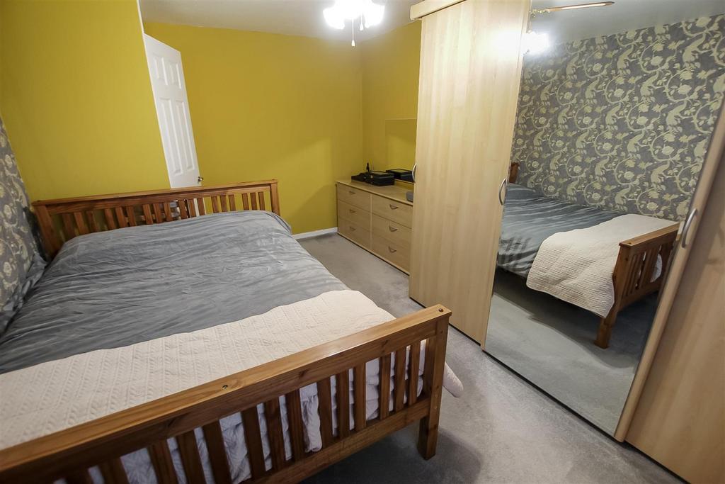Bedroom One (2).jpg