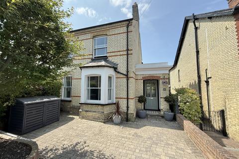 3 bedroom semi-detached house for sale, Morton Street, Royston
