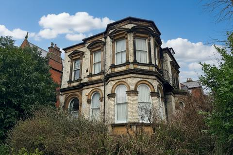 2 bedroom flat for sale, Valley Road, Scarborough, YO11