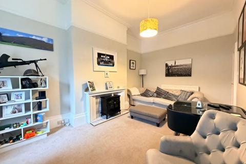 2 bedroom flat for sale, Valley Road, Scarborough, YO11