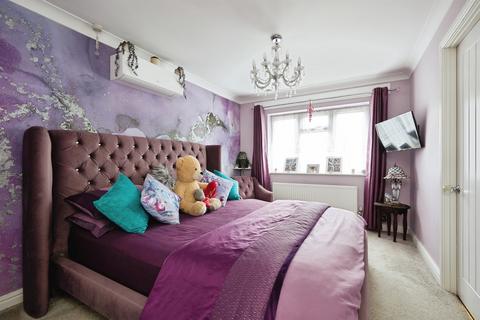 undefined, Angler Road, SALISBURY