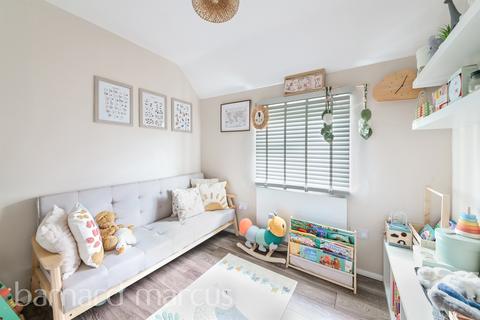 undefined, Hawthorn Crescent, South Croydon