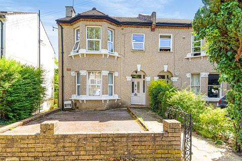 1 bedroom flat for sale, Avondale Road, South Croydon