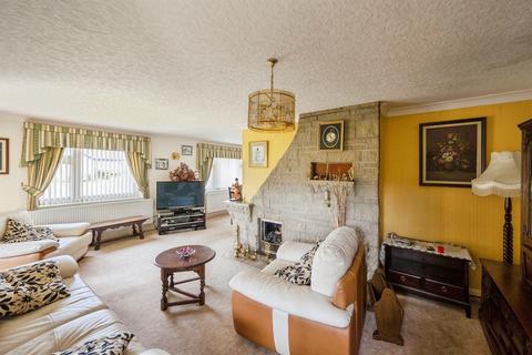 3 bedroom detached bungalow for sale, Pine Tree Avenue, Scotter, Gainsborough