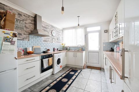 3 bedroom semi-detached bungalow for sale, Derwent Road, SCUNTHORPE