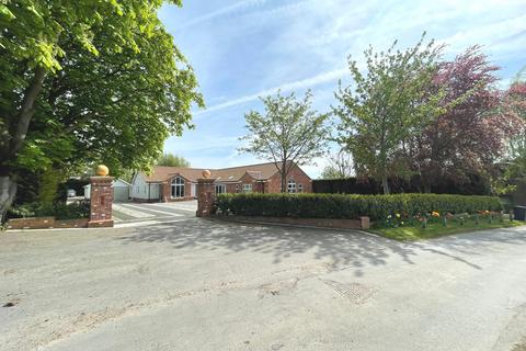 4 bedroom detached bungalow for sale, New Road, Worlaby, Brigg