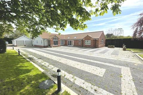 4 bedroom detached bungalow for sale, New Road, Worlaby, Brigg