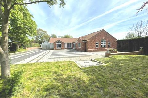 4 bedroom detached bungalow for sale, New Road, Worlaby, Brigg