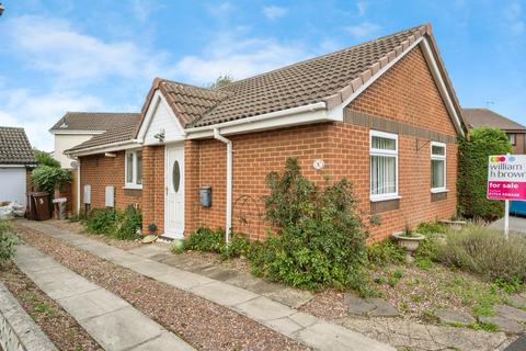 2 bedroom detached bungalow for sale, Heron Close, Scunthorpe