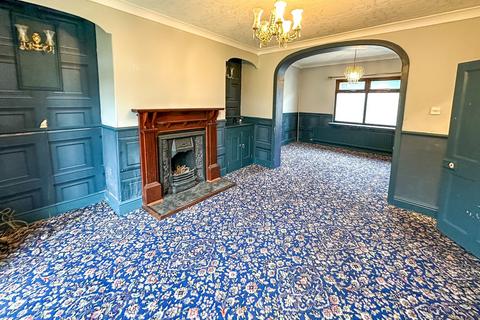 3 bedroom end of terrace house for sale, High Street, Crowle, Scunthorpe