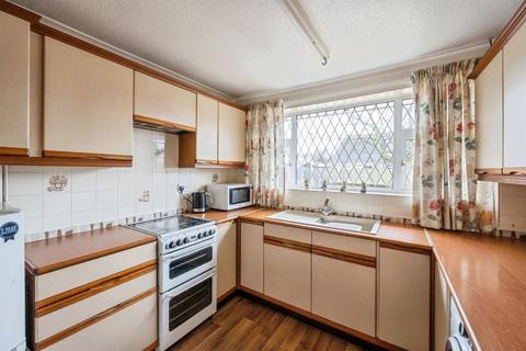 2 bedroom semi-detached bungalow for sale, Jacklins Approach, Scunthorpe