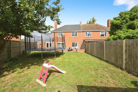 3 bedroom semi-detached house for sale, Everard Road, Tongue End, Spalding